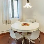 Mazzini With Terrace Apartment *